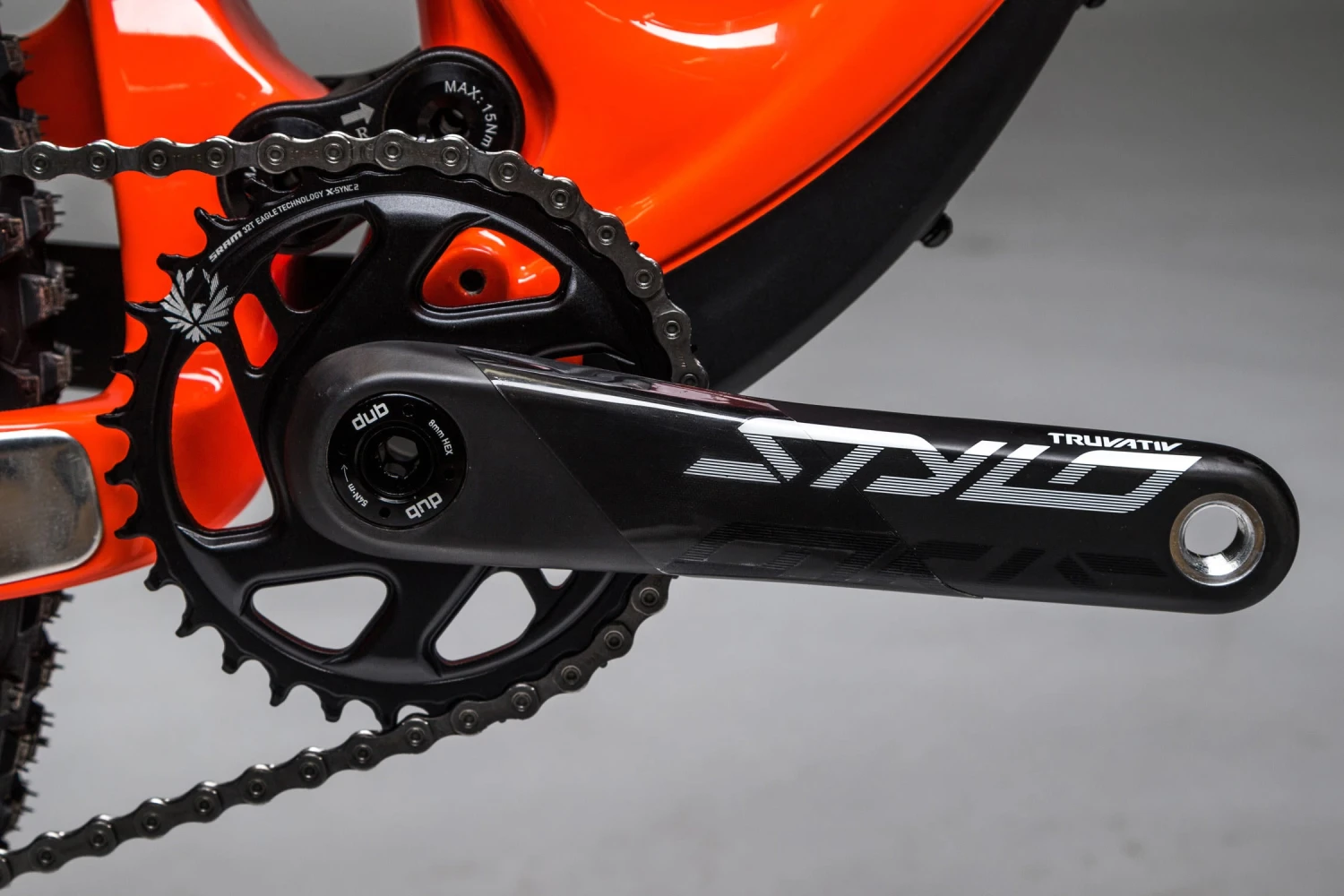 Framed Foothill Carbon Mountain Bike 29" 8 Framed Foothill Carbon Mountain Bike 29"